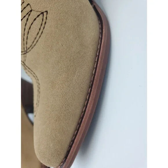 CELINE Paris Western Low Boots in Suede Beige W/ Dark Stitching Sz 39 EUR 8.5 US - Picture 7 of 16